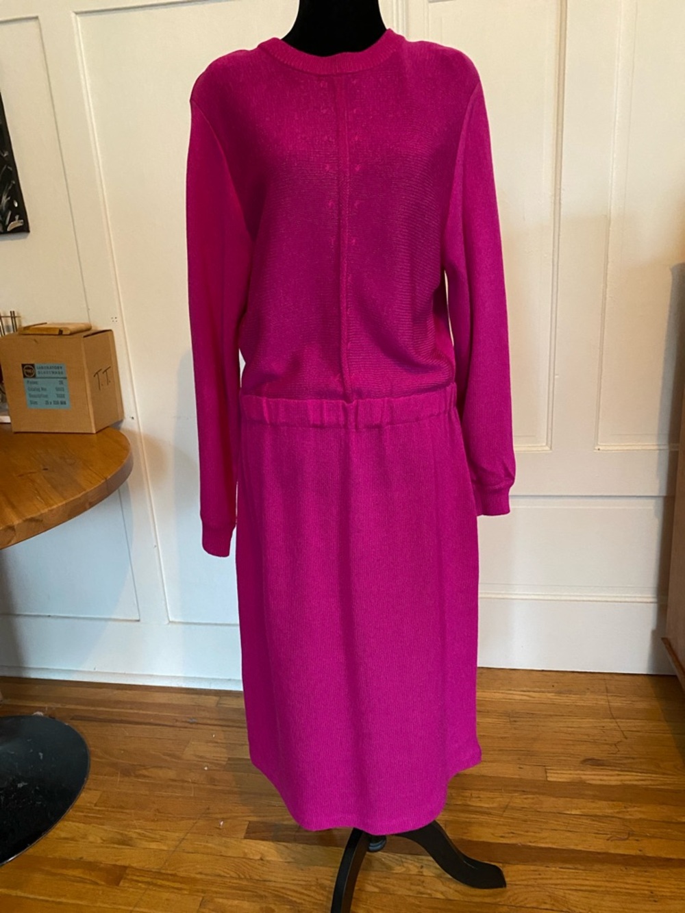 Liz Claiborne Knit Vintage 90s Fuchsia Pink Midi Dress. Size L